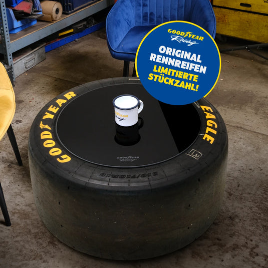 Original Goodyear EAGLE Rennreifen als Tisch