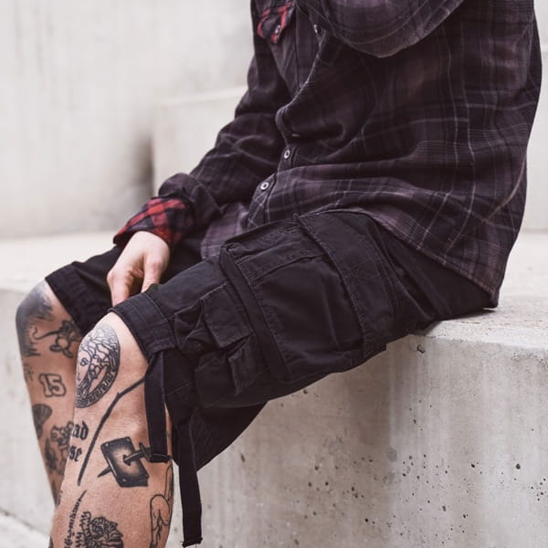 Laden Sie das Bild in Galerie -Viewer, Cargo-Shorts "Savage" von Brandit Artikelbild 4