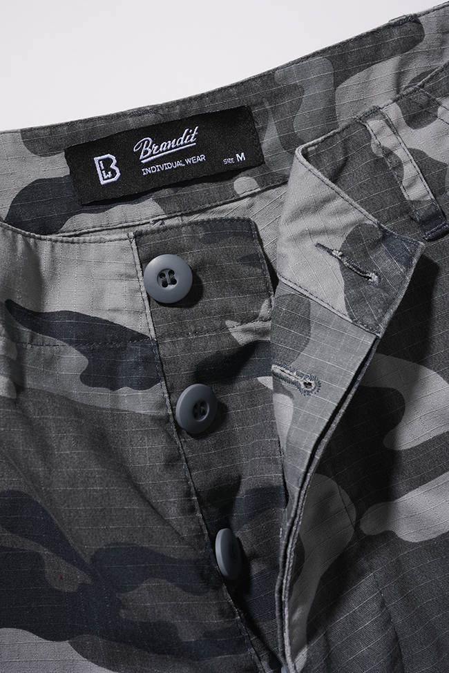 Laden Sie das Bild in Galerie -Viewer, Ripstop Cargo-Shorts von Brandit