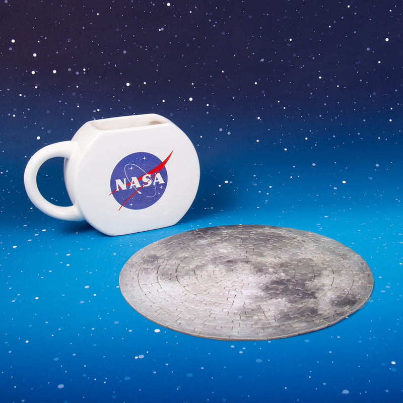 Laden Sie das Bild in Galerie -Viewer, NASA Becher und Puzzle Artikelbild 1