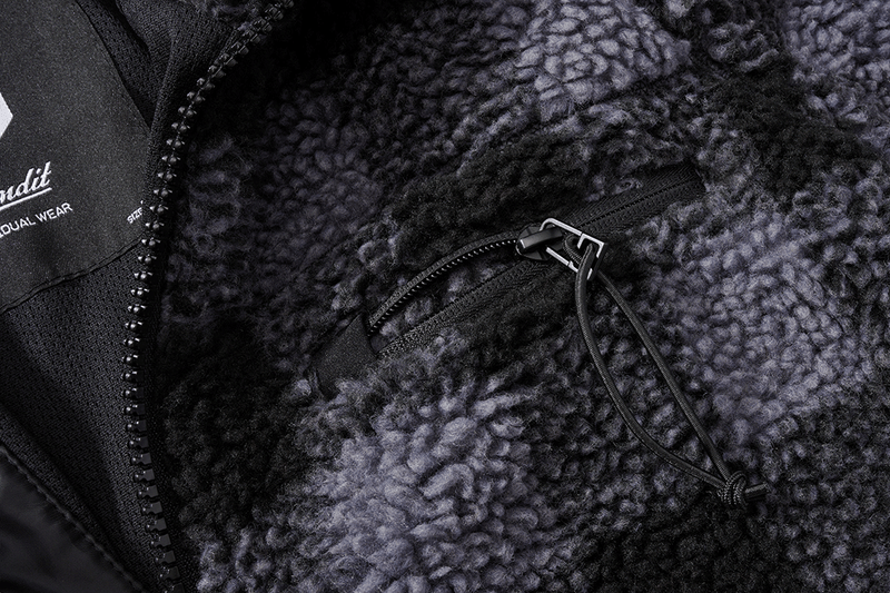Laden Sie das Bild in Galerie -Viewer, Teddyfleece Jacke von Brandit