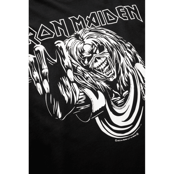 Laden Sie das Bild in Galerie -Viewer, Iron Maiden T-Shirt "EDDIE" Artikelbild 4