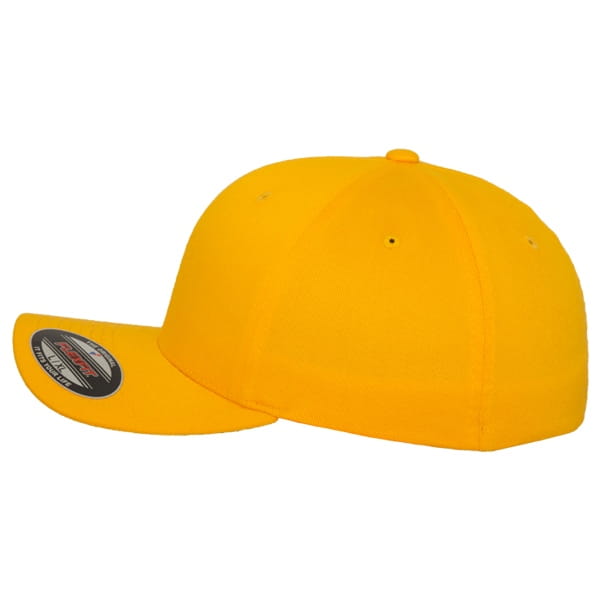 Laden Sie das Bild in Galerie -Viewer, Flexfit Cap "Gold" Artikelbild 2