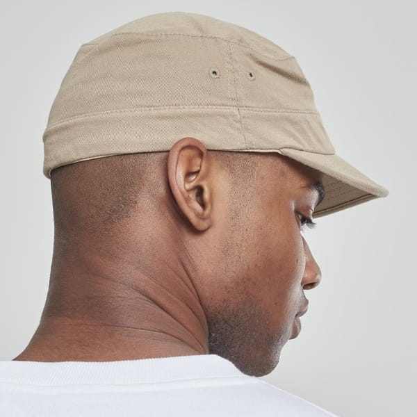 Laden Sie das Bild in Galerie -Viewer, Low Profile Flexfit Cap "Top Gun Garment" Artikelbild 2