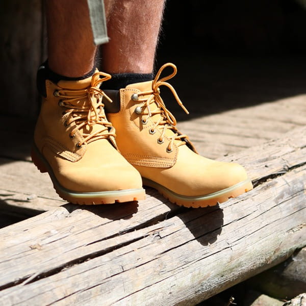 Laden Sie das Bild in Galerie -Viewer, Lederschnürstiefel "Kenyon“ von Brandit Artikelbild 2