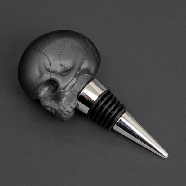 Laden Sie das Bild in Galerie -Viewer, Weinflaschenverschluss "Totenkopf" Artikelbild 1