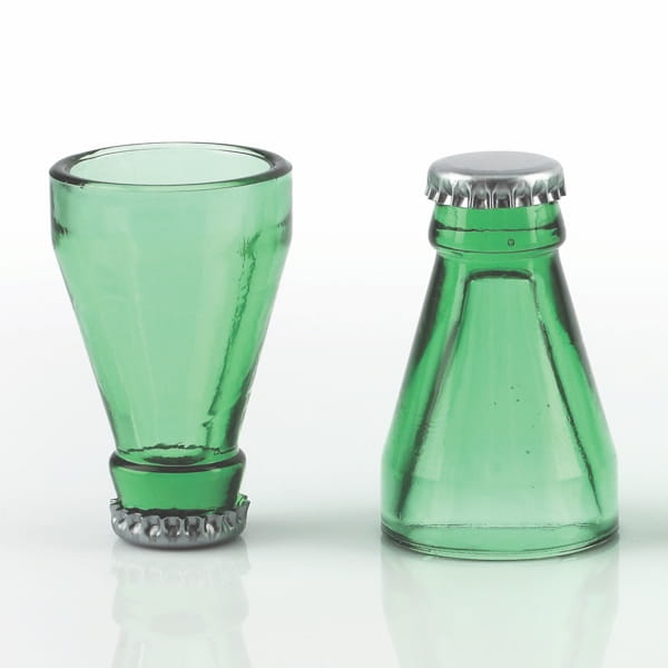 Laden Sie das Bild in Galerie -Viewer, Schnapsgläser "Bottle-Cap" (4er Set) Artikelbild 2