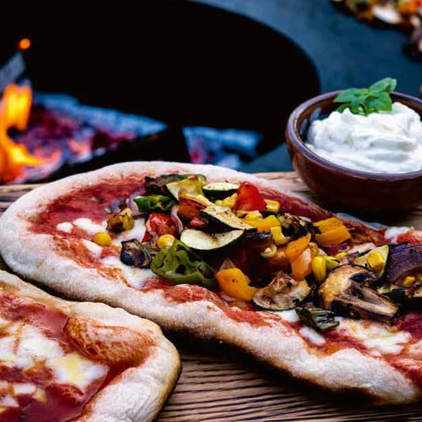 Laden Sie das Bild in Galerie -Viewer, Ring of Fire – Ran an den Grillring Artikelbild 6