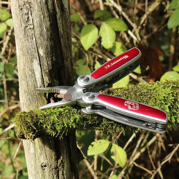 Laden Sie das Bild in Galerie -Viewer, VW Bulli T1 Multitool in Geschenkdose Artikelbild 2