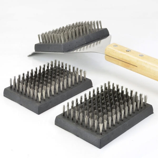 Laden Sie das Bild in Galerie -Viewer, Jim Beam Grillbürste mit Wechselaufsätzen Artikelbild 4