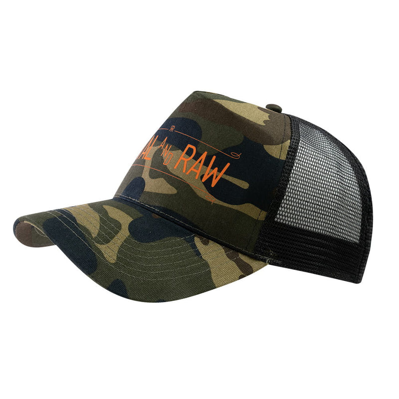 Laden Sie das Bild in Galerie -Viewer, Camo Trucker-Cap &quot;Royal and Raw&quot; Artikelbild 2
