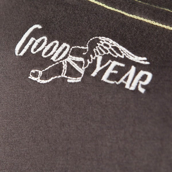 Laden Sie das Bild in Galerie -Viewer, Goodyear T-Shirt "Alamogordo" Artikelbild 2