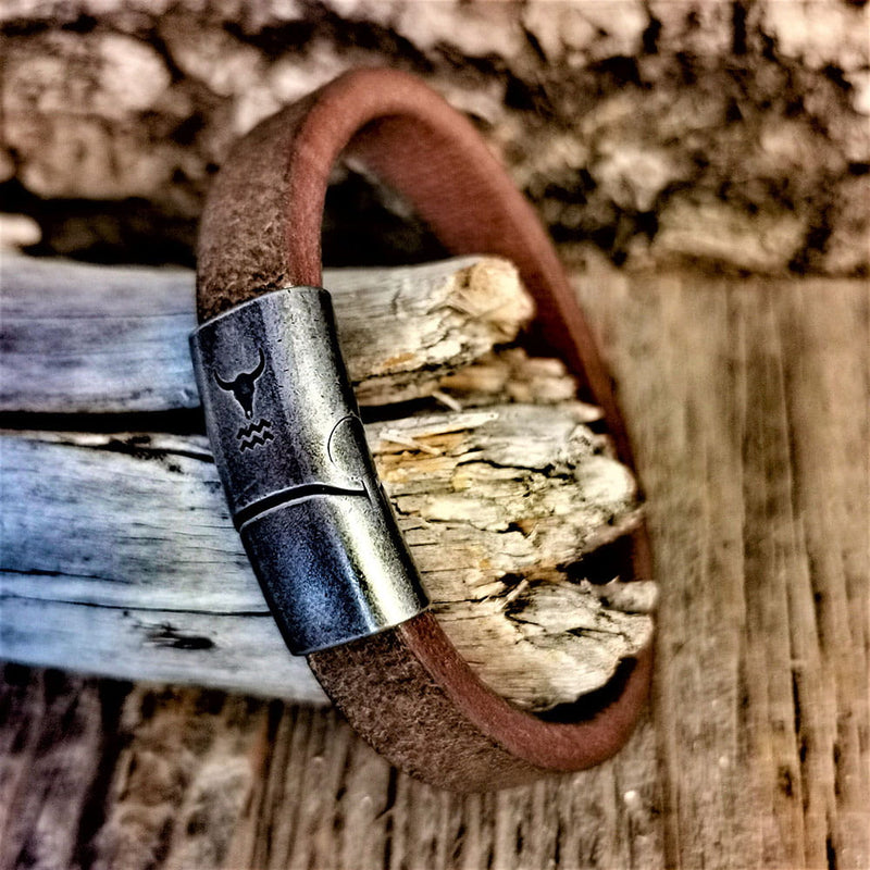 Laden Sie das Bild in Galerie -Viewer, Lederarmband im Vintage Look Artikelbild 1