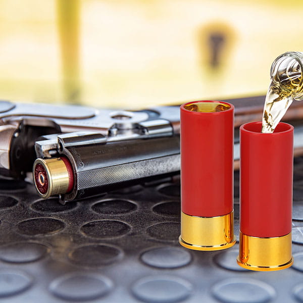 Laden Sie das Bild in Galerie -Viewer, Kaliber 12 Schnapsgläser (4er Set) Artikelbild 1