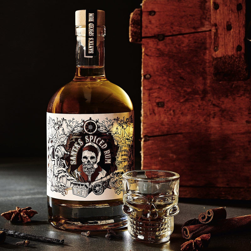 Laden Sie das Bild in Galerie -Viewer, Santas Spiced Rum