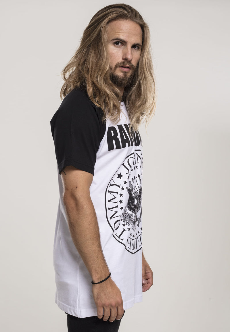 Laden Sie das Bild in Galerie -Viewer, Ramones T-Shirt "Circle" Artikelbild 3