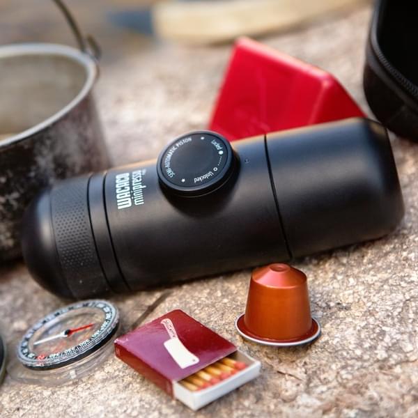 Laden Sie das Bild in Galerie -Viewer, Outdoor Espressomaschine für Nespresso® Kapseln Artikelbild 1
