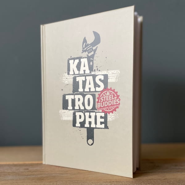 Laden Sie das Bild in Galerie -Viewer, Steel Buddies Notizbuch "Katastrophe" Artikelbild 1