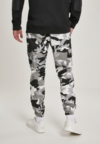 Laden Sie das Bild in Galerie -Viewer, Cargo Jogging Pants &quot;Camo&quot; von Urban Classics Artikelbild 2
