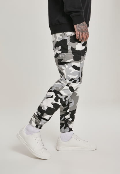 Laden Sie das Bild in Galerie -Viewer, Cargo Jogging Pants &quot;Camo&quot; von Urban Classics Artikelbild 4
