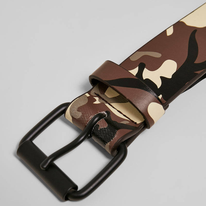 Laden Sie das Bild in Galerie -Viewer, Camo Gürtel von Urban Classics