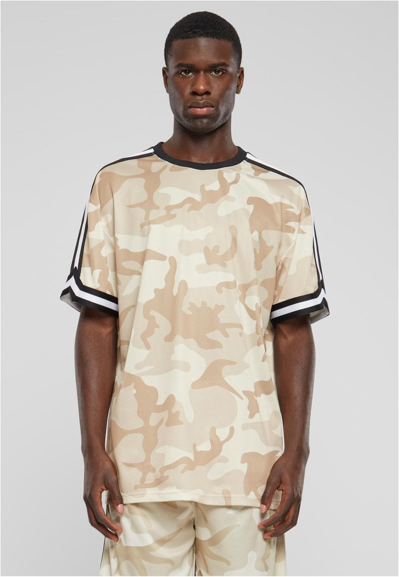 Laden Sie das Bild in Galerie -Viewer, Camo T-Shirt von Urban Classics