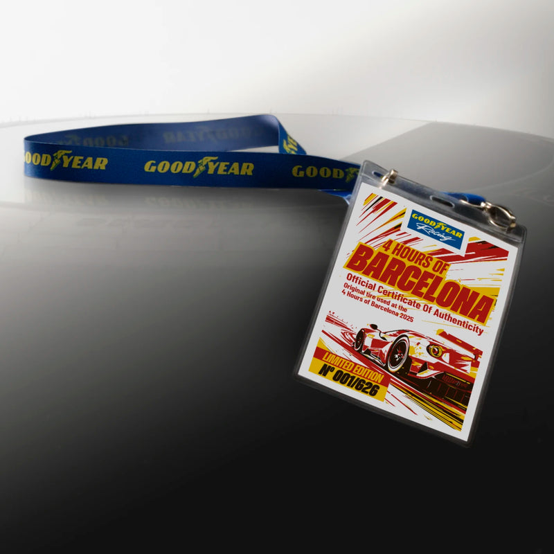 Laden Sie das Bild in Galerie -Viewer, Goodyear Eagle Reifentisch "Barcelona" - schwarz