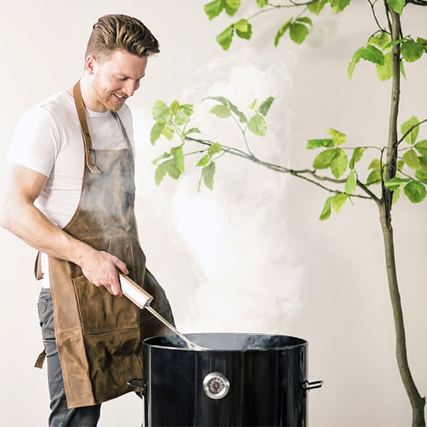 Laden Sie das Bild in Galerie -Viewer, Grillschürze aus Leder Artikelbild 3