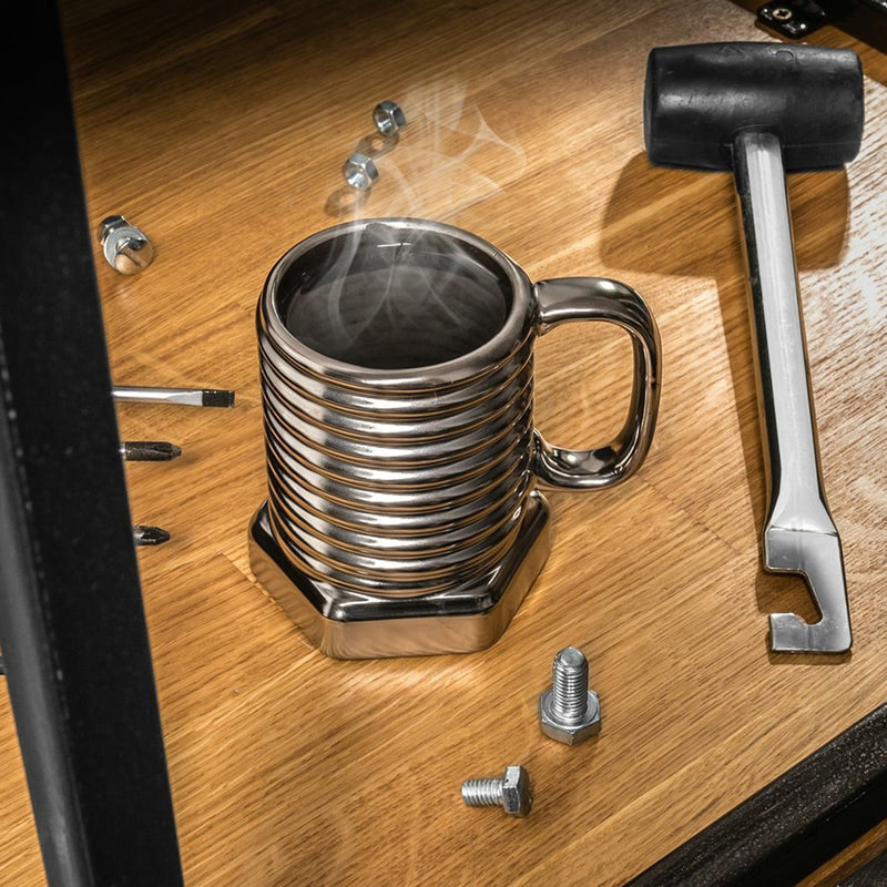 Laden Sie das Bild in Galerie -Viewer, Tasse "Schraube"