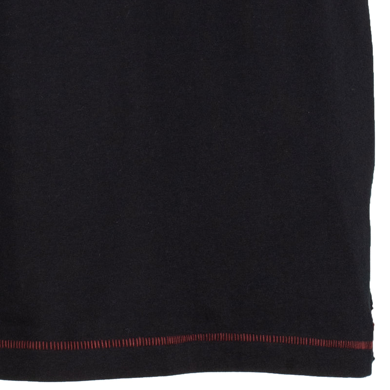Laden Sie das Bild in Galerie -Viewer, T-Shirt von Adamo
