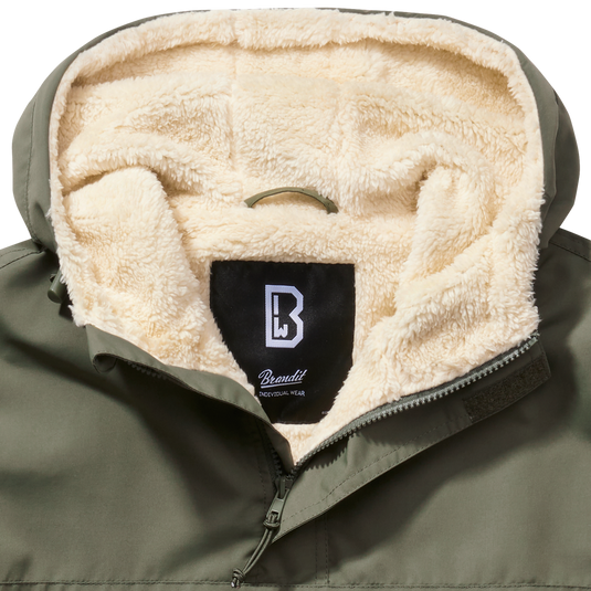 Windbreaker mit Teddyfell-Futter von Brandit