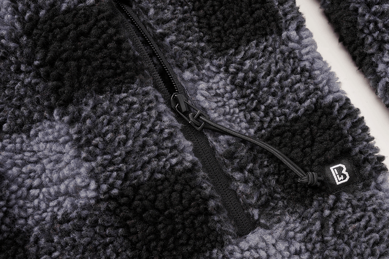 Laden Sie das Bild in Galerie -Viewer, Teddyfleece Kapuzenjacke von Brandit
