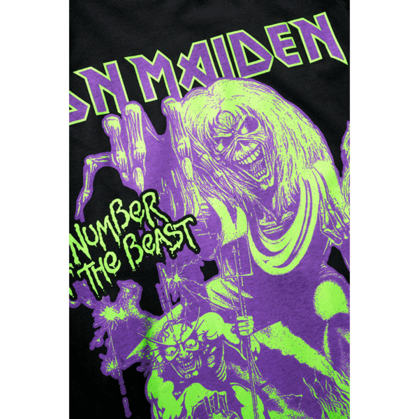Laden Sie das Bild in Galerie -Viewer, Iron Maiden T-Shirt &quot;The Number of the Beast&quot; Artikelbild 2
