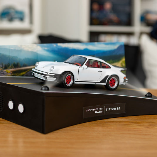 Porsche 911 Turbo Adventskalender 1:24
