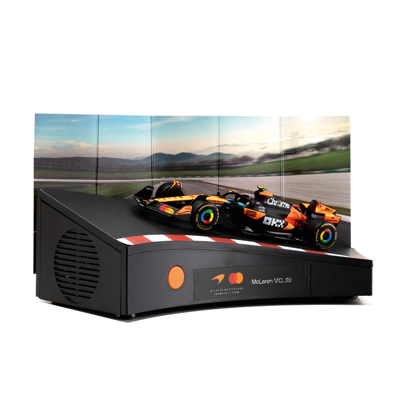 Laden Sie das Bild in Galerie -Viewer, McLaren Formula 1 Team Adventskalender
