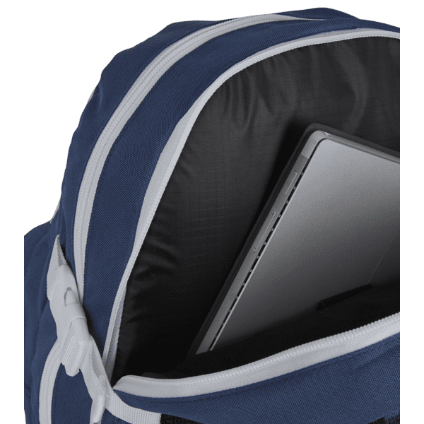 Laden Sie das Bild in Galerie -Viewer, Rucksack &quot;Ice Laptop Louis&quot; von Forvert Artikelbild 4
