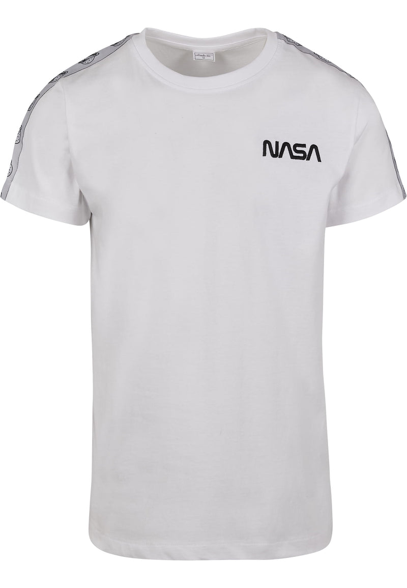 Laden Sie das Bild in Galerie -Viewer, NASA Rocket Tape T-Shirt Artikelbild 7
