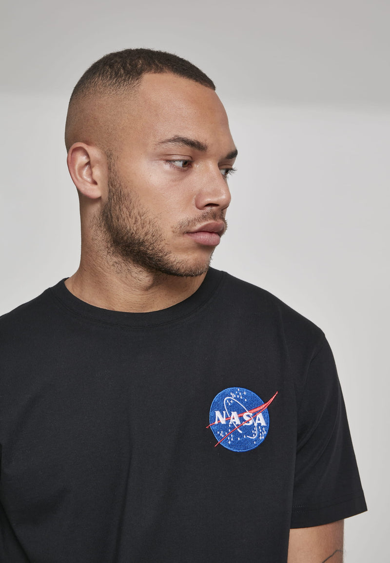 Laden Sie das Bild in Galerie -Viewer, NASA Logo T-Shirt Artikelbild 1
