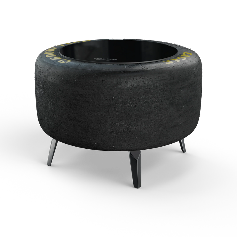 Laden Sie das Bild in Galerie -Viewer, Goodyear Eagle Reifen Tisch „ELMS Portimao 2025“
